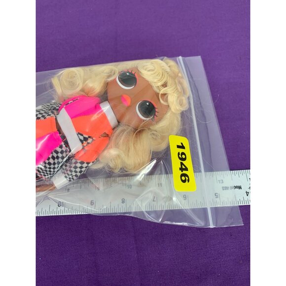 Lol Surprise OMG Lights Speedster 9 Inch Fashion Doll with Some Accessories - Picture 8 of 8